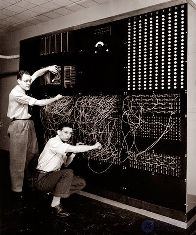 40s of the 20th century in the history of computer science